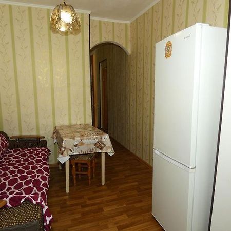 Appartement Квартира В Пицунде На Агрба 19 К1 à Pizunda Extérieur photo